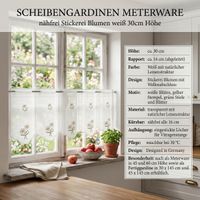 Weiße Gardinen mit Gänseblümchenstickerei, schön in der Küche präsentiert mit dem Text Produktdetails im Überblick