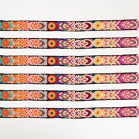 94791-Bestickte-Blumenborte-Boho-schwarz-bunt-8-8cm-Breite-94791-3.jpg Bestickte Blumenborte schwarz bunt in voller Länge mit wiederkehrendem floralen Muster