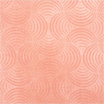 Baumwollstoff Popeline Vintage Washed, 1,40 m breit – sanft gewaschener Altrosa-Grund mit dezent tonigem Bogenmuster in geschwungener Kreisoptik, weich und leicht verblasst, ideal für Näh- und Patchworkprojekte - nahaufnahme