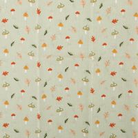 94864-Baumwollstoff-Kinder-Patchwork-Set-mit-5-Stoffabschnitten-44x55cm-IMG-5243.jpg Hellgrüner Baumwollstoff mit kleinen Pilzen und Blättern im Streumuster.