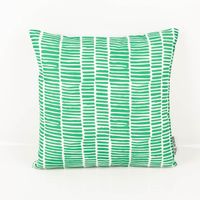 Outdoor Kissen Bliss weiß grün wasserabweisend 45x45cm Grünes Kissen mit gestreiftem Muster aus Stoff
