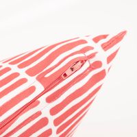 Outdoor Kissen Bliss weiß pink Dekokissen mit rotweißem Muster und Reißverschluss
