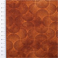 Baumwollpopeline mit ineinandergreifenden Bogenlinien-Kreisen auf braunem Vintage-Washed-Untergrund – warme Rost- und Schokoladentöne, grafisch und ausdrucksstark. Breite: 1,40 m. Ideal für Näh- und Quiltprojekte - mit Massband