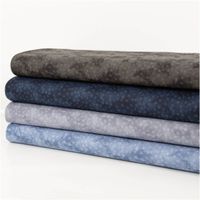 95012-Baumwollstoff-Popeline-Stoff-Kreise-Serie-Vintage-Washed-Hellgrau-1-40m-Breite-IMG-5717-1.jpg Baumwollpopeline mit zarten Kreisringen auf hellgrauem Vintage-Washed-Untergrund – luftig changierende Grautöne, weich und leicht. Breite: 1,40 m. Ideal für Näh- und Quiltprojekte - in Szene gesetzt