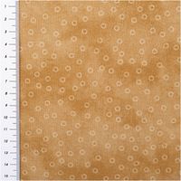 95014-Baumwollstoff-Popeline-Stoff-Kreise-Serie-Vintage-Washed-Beige-1-40m-Breite-IMG-5673.jpg Baumwollpopeline mit hellen Kreisringen auf beigefarbenem Vintage-Washed-Untergrund – warm changierendes Karamell, weich und leicht. Breite: 1,40 m. Perfekt für Näh- und Quiltprojekte - mit Massband