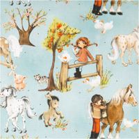 Baumwollwebware Uppsala von Swafing mit Mädchen, Ponys, Esel, Ferkel, Katze und Hühnern auf hellblauem Grund – nostalgisch illustriert und märchenhaft charmant. Breite: 1,47 m - Nahaufnahme
