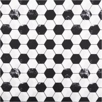 Baumwollwebware von Swafing mit großem, grafischem Fußball-Hexagonmuster in Schwarz-Weiß – bold, sportlich und ausdrucksstark. Breite: 1,47 m. Ideal für Kinder- und Sportprojekte - Vollansicht
