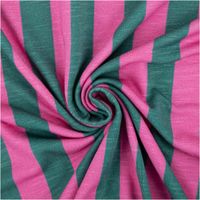 95048-Viskose-Stoff-Slub-Jersey-Happy-Stripes-by-Cherry-Picking-pink-gruen-von-Swafing-1-60m-Breite-IMG-5440.jpg Viskose-Slub-Jersey „Happy Stripes" by Cherry Picking von Swafing, 1,60 m breit, mit gleichmäßigen breiten Längsstreifen in Pink und Petrolgrün – weich, fließend und ein frischer Farb-Duo-Look - kunstvoll eingedreht in Falten