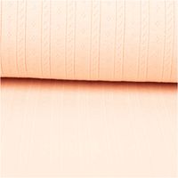 Strickstoff Ajour Pointelle aus Baumwolle in zartem Lachs – mit feinem Lochmuster und vertikalen Streifen, elastisch und weich. Als Rolle aufgewickelt präsentiert. Breite: 145 cm. Ideal für Tops und Sommerprojekte - ausgerollt und glatt liegend