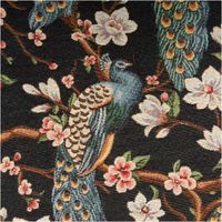 95142-Jacquard-Stoff-Gobelin-Pfau-Bluetenzweige-schwarz-bunt-1-40m-Breite-IMG-6601.jpg Jacquard-Gobelin mit prachtvollem Pfauenmotiv auf schwarzem Grund – detailreiche Pfauen in Petrol und Gold zwischen weißen und rosafarbenen Kirschblüten an braunen Ästen. 140 cm breit - Nahaufnahme
