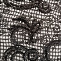 Paillettenstoff Ornamente Spitze silber schwarz 1,25m Breite Detailaufnahme eines Netzstoffs mit schwarzen Pailletten und ornamentalen Mustern auf hellem Untergrund