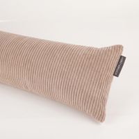 SCHÖNER LEBEN. Zugluftstopper Cord Baumwolle grob sand verschiedene Größen von SCHÖNER LEBEN. Nahaufnahme eines sandfarbenen Zugluftstoppers aus grobem Cord mit sichtbarem Etikett auf hellem Untergrund