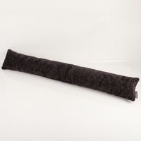 dunkelgrauer Zugluftstopper aus Teddy-Material, schmal und lang, auf hellem Untergrund ausgebreitet
