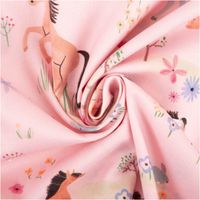 Baumwollstoff Meterware Popeline Pferde Hasen Blumen rosa bunt 1,48m Breite Rosa Popeline mit Pferde- und Hasenmotiv sowie bunten Blumen zur Spirale gedreht