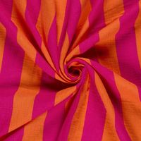 Musselin Stoff Streifen orange pink, gerafft für den Fall des Stoffes Musselin Stoff Streifen orange pink, gerafft für den Fall des Stoffes