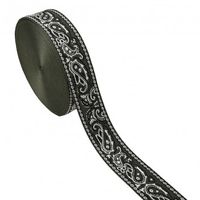 Gurtband Paisley Jacquard flaschengrün ecru 4,8cm Breite Breites Gurtband mit eingewebtem Paisley-Muster in Flaschengrün und Ecru, 4,8 cm breit, aufgerollt