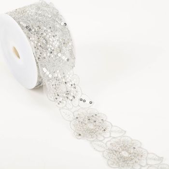 Borte bestickt Blumen Perlen Pailletten weiß silber 7,5cm Breite breite weiße Borte mit Blumenmotiven, bestickt mit Perlen und silbernen Pailletten, auf Rolle aufgewickelt