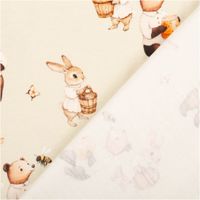 Jersey Stoff Baumwolljersey Digitaldruck Bär Hase Honigbienen hellgrün 1,5m Breite Baumwolljersey in hellgrün, Nahaufnahme von Vorder- und Rückseite, Motiv mit Hasen, Bienen und Bären