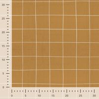 Dekostoff Halbpanama Gitterlinien Freehand Grid Lines senfgelb – Maßstab Weiße Gitterlinien auf senfgelbem Halbpanama neben Zentimeterlineal, Karo ca. 5 cm groß