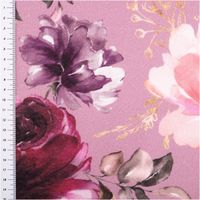 Sweat Stoff Glitzerpüppi Rosen Blumen Digitaldruck altrosa beere 1,45m Breite Sweatstoff altrosa beere mit Rosen und Blumen, floral bedruckt, Maßband am linken Rand, textile Nahaufnahme