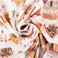 Weihnachtsstoff Baumwollstoff Webware Weihnachtsdorf naturweiß bunt 1,50m Breite Baumwollstoff in naturweiß mit buntem Weihnachtsdorf-Motiv, in Spirale zur Nahaufnahme gedreht