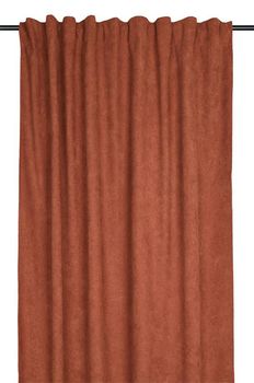 Thermovorhang Dandy Cord mit Multifunktionsband rostrot 140x260cm Thermovorhang Dandy aus Cord in Rostrot mit Multifunktionsband an einer Gardinenstange, Gesamtansicht vor hellem Hintergrund