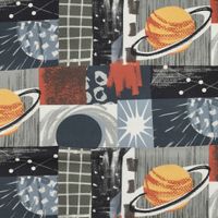 Graue Baumwollpopeline im Digitaldruck mit Planeten, Sternen und Karofeldern im Patchwork-Look, flach ausgelegt