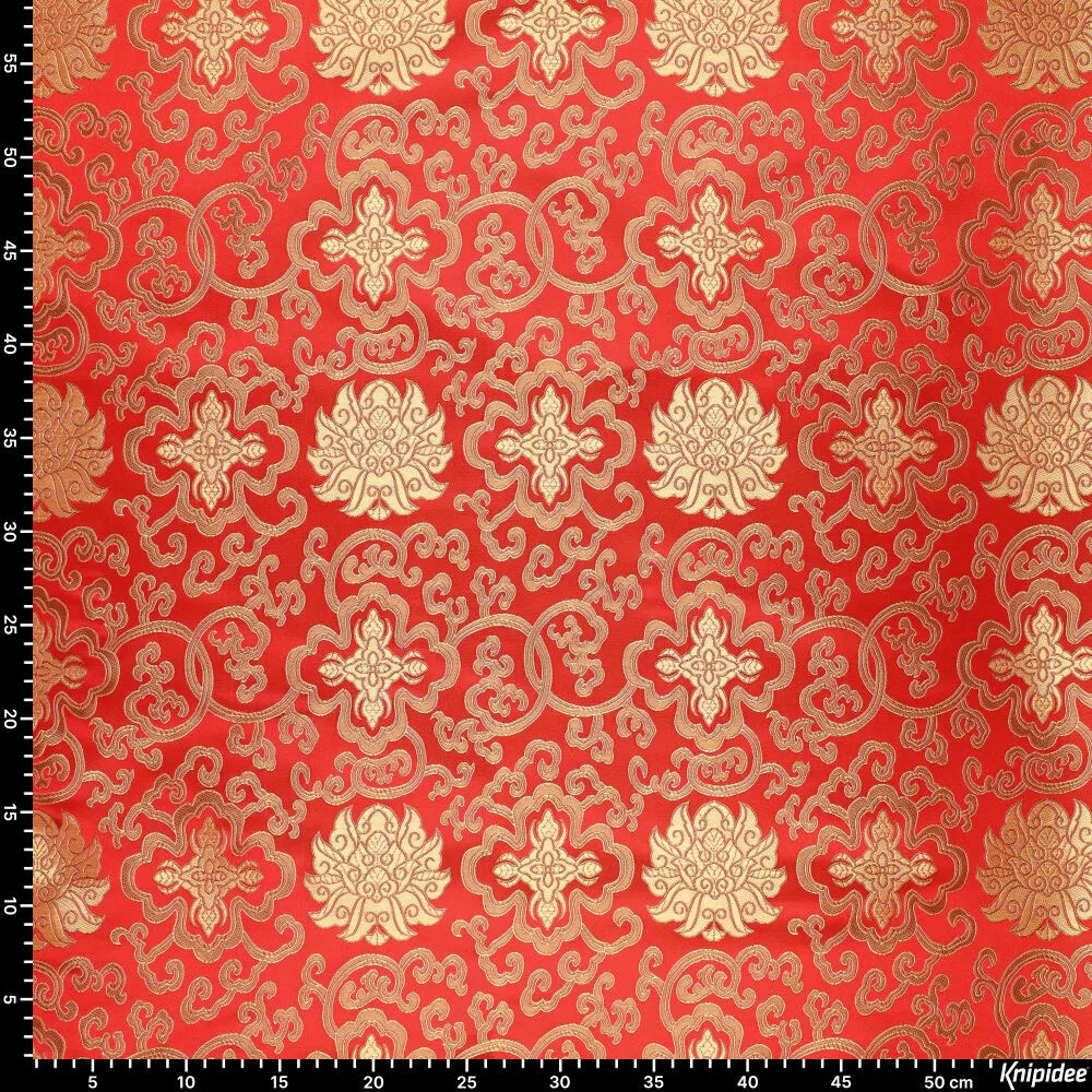Brokatstoff Ornamente rot gold mit Maßband – Größe des Musters Brokatstoff Ornamente rot gold mit Maßband – Größe des Musters