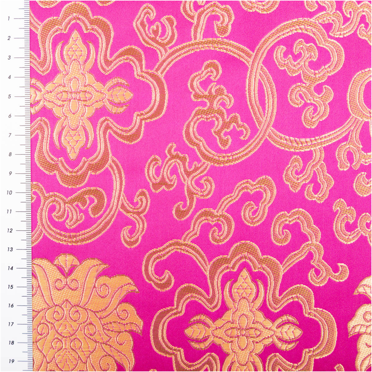Jacquardstoff Brokat Ornamente pink gold 1,50m Breite pinkfarbener Jacquardstoff mit goldfarbenen Ornamenten und Brokatmuster, Maßband am linken Rand