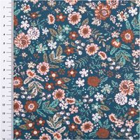 Baumwollpopeline mit kleinen Blumen in Rosa und Braun auf petrolfarbenem Stoff, links ein Maßband als Größenvergleich