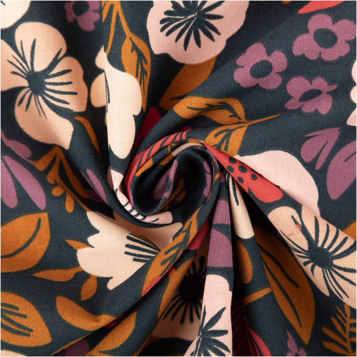 Baumwollstoff Popeline Palawa Blumen marineblau rosé 1,50m Breite Baumwollstoff Popeline mit Blumenmotiv in Ocker, Rosé und Dunkelblau, Stoff spiralförmig gedreht