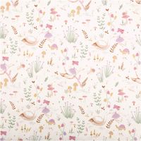 Feincord Baumwollstoff mit Enten, Blumen und Pilzen in Rosé, Hellgrün und Beige, Stoffmuster in flacher Ansicht