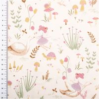 Feincord Stoff in Rosa, Hellgrün und Beige mit Feen, Enten und Schildkröten, flach ausgebreitet mit Maßband