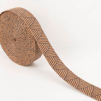 Gurtband elastisch Zickzack Jute-Optik schokobraun karamell 5cm auf der Rolle, abgewickeltes Band mit zweifarbigem Zickzack