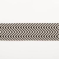 Gurtband doppeltes Zickzack schwarz 3,8cm flach liegend in Nahaufnahme, doppeltes Zickzack aus Polyester
