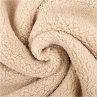 Teddystoff Kunstfell Sherpa uni sand 1,55m Breite weicher sandfarbener Teddystoff in spiralförmig gelegten Falten, sherpaartiges Kunstfell in Nahaufnahme