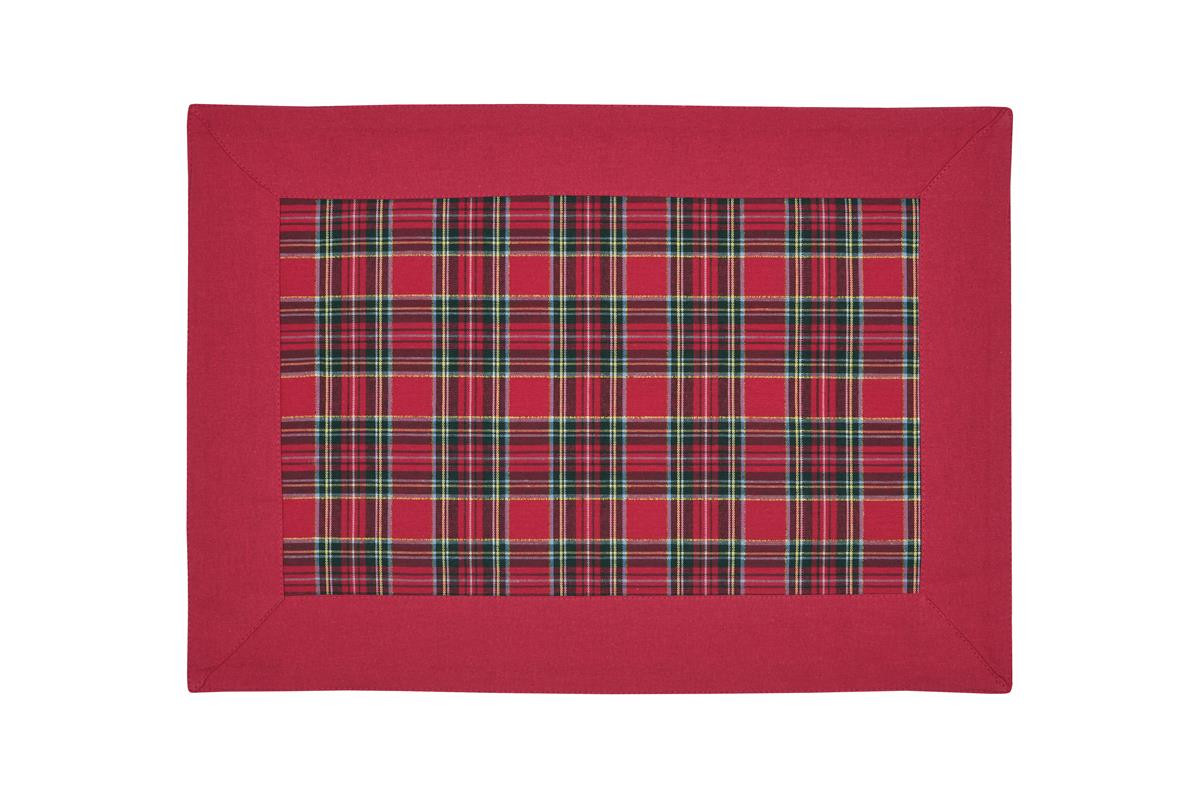Platzset in Rot mit eingesetztem Tartan-Karo