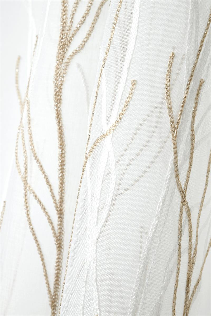 Detail zarte goldene Gräser-Stickerei auf weißem Voile Detail zarte goldene Gräser-Stickerei auf weißem Voile